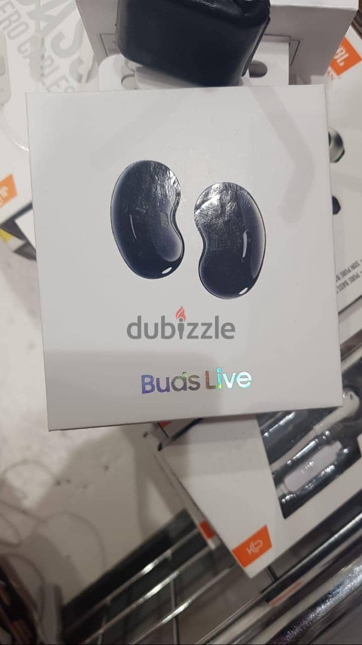 سماعه سامسونغ جلاكسي لايف  Samsung Galaxy Buds Live 4