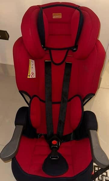 car seat استعمال ٦ شهور