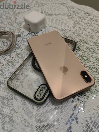 Xs max 256  بطاريه %98