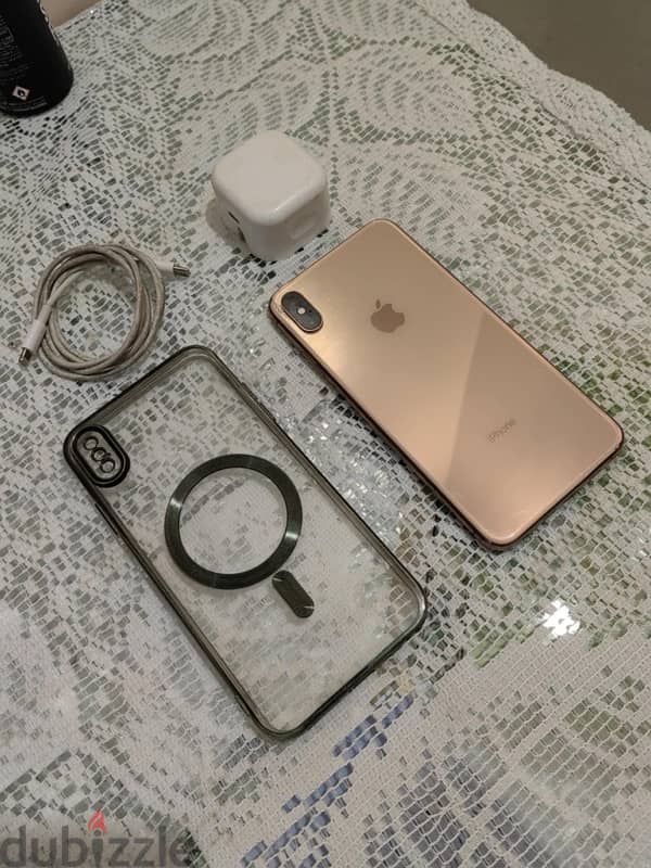 Xs max 256  بطاريه %98 1