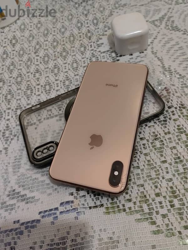 Xs max 256  بطاريه %98 3