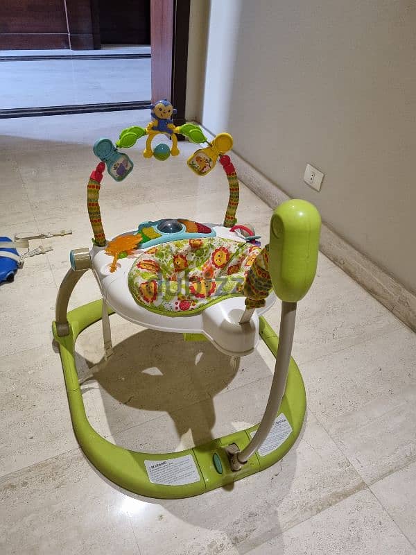 fisher price baby walker, nearly new, مشاية أطفال فيشر بريس 1