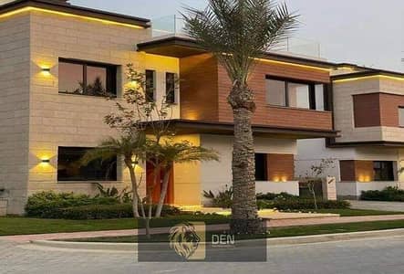 Townhouse Corner For Sale e with Full Finishing - Ready to move in Azzar 1 Compound, New Cairo