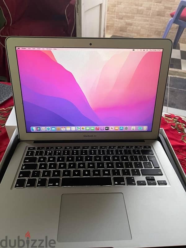 Apple MacBook Air 13.3 inch - Early 2015 5