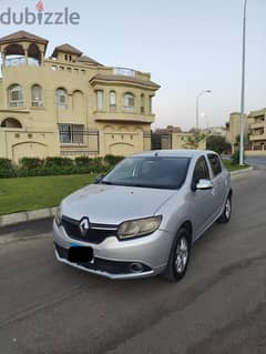 Renault Sandero 2015 0