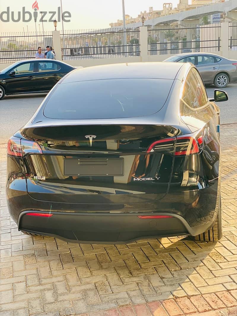 Tesla Model Y 2023 LONG RANGE AWD تسلا موديل واي لونج رينج 2