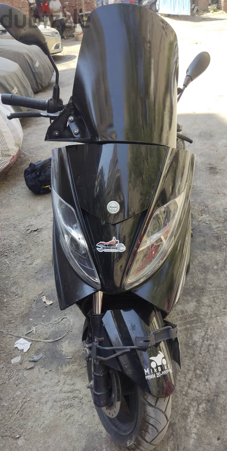 Benelli Zafferano 250 CC Scooter بينللى زافيرانو 3