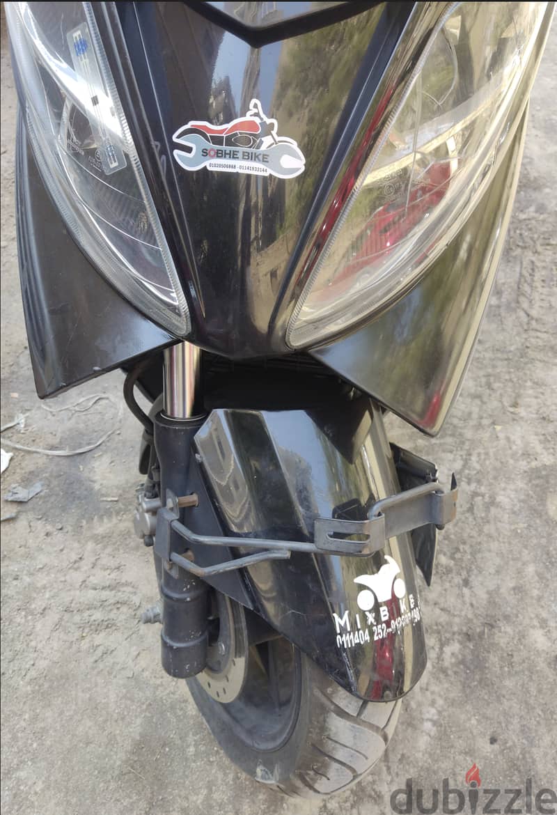 Benelli Zafferano 250 CC Scooter بينللى زافيرانو 4