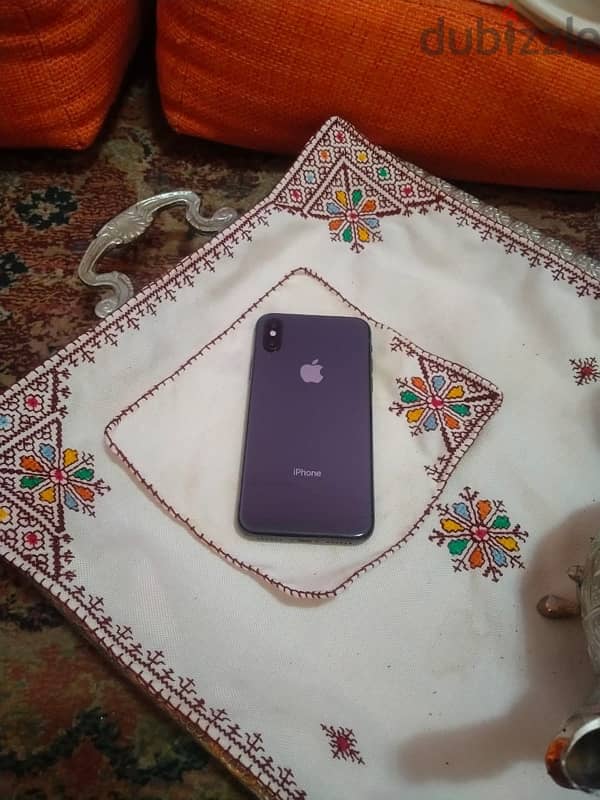 I phone   x  للبيع او البدل 1