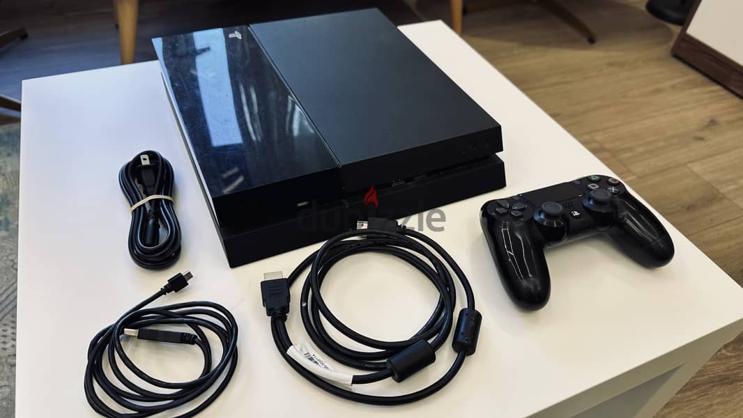 Playstation 4 - 500 GB - Used - Perfect Condition 0