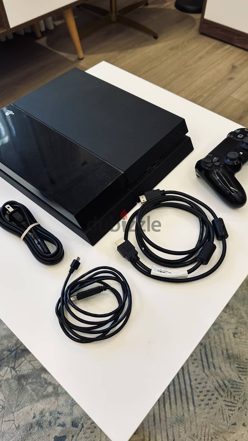 Playstation 4 - 500 GB - Used - Perfect Condition 4