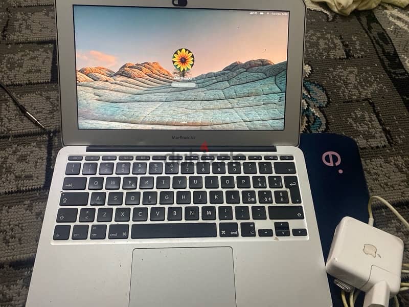 MacBook (11-inch ,early 2014) 3