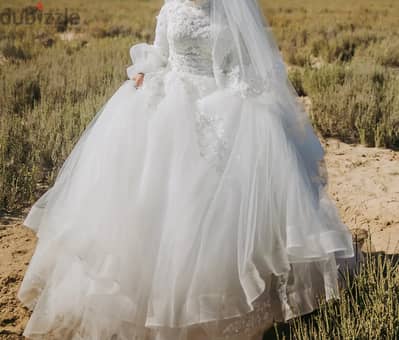 Tulle Wedding Dress - (فستان زفاف تُل (شحن مجاني