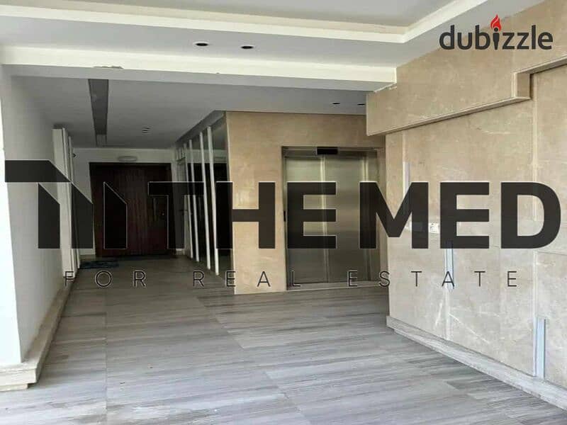 Ready to move apartment for sale in Palm Parks Compound, Palm Hills, in October. Fully finished with kitchen & AC's, next to Hyde Park, New Giza 8