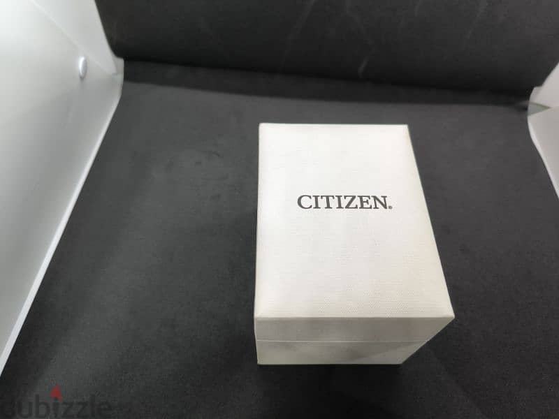 ساعة سيتيزن أصليةCitizen  مستعملة مع العلبة سعر 1300جنيه 10