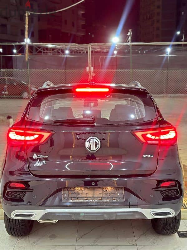 MG ZS 2023 Luxury 14