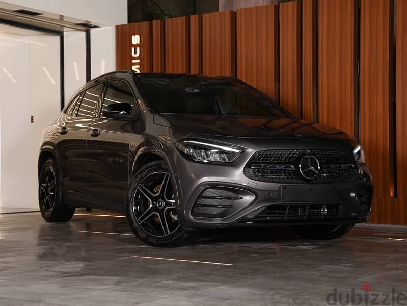 Mercedes-Benz GLA 180 AMG 2024 1