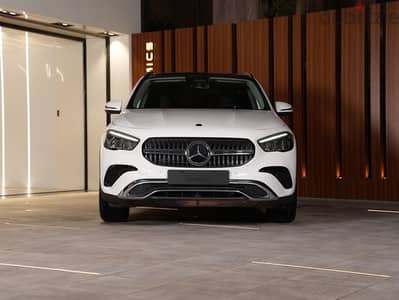 Mercedes-Benz GLA 180 2024