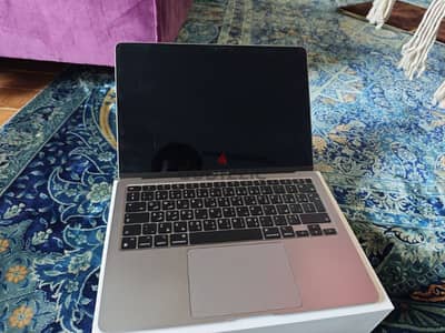 MacBook Air M1 في حالة مميزة