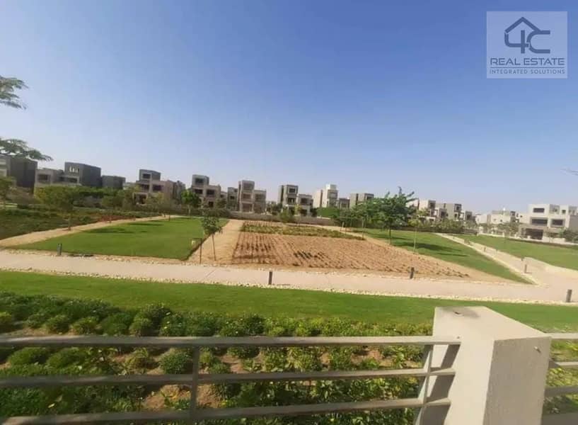 Town House Middle 265 m ready to move in Palm Hills compound for sale at the lowest price 5