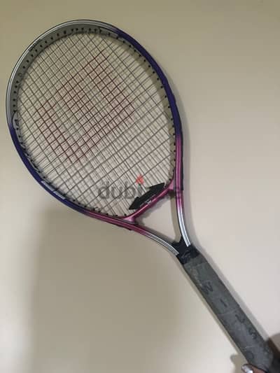 Tennis racket Wilson مضرب تنس أصلي مستعمل كالجديد