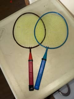 Badminton rackets مضربين ريشة طايرة  مستعمل كالجديد 0