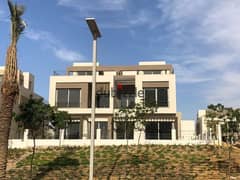 Own now Villa resale in very prime location for sale, Palm Hills New Cairo 0