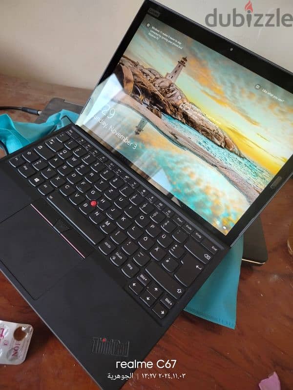 Tablet&laptop Core i5 8th touch 4k لوحة المفاتيح تنفصل عن اللاب 8