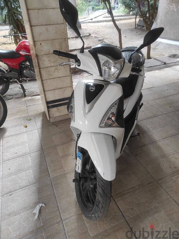 sym st 200cc 0