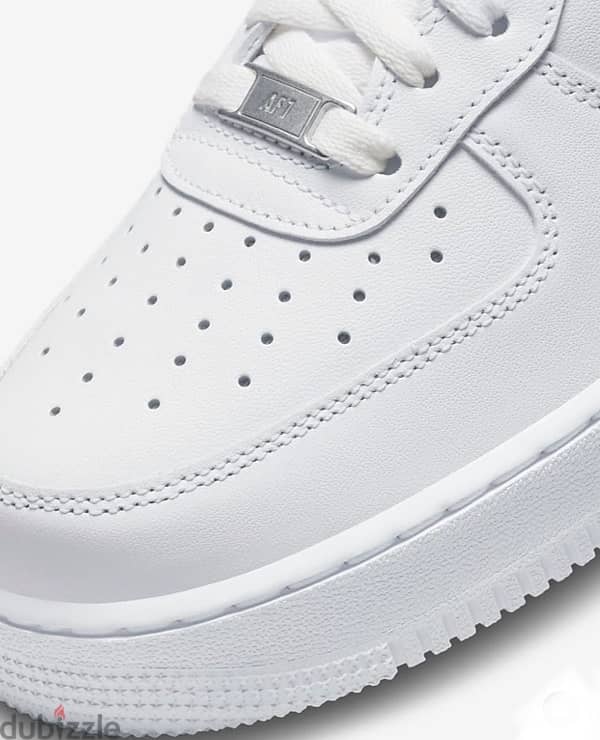 White Nike Air Force 1s - نايك اير فورس 1 ابيض 3