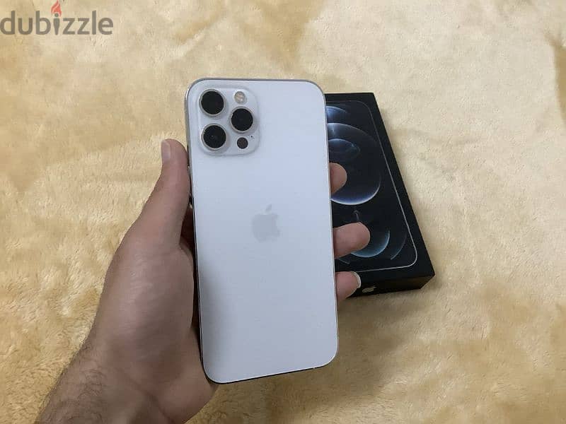 iphone 12 pro max dual simايفون 12 برو ماكس بشرحتين حالته كويسه جدا 0