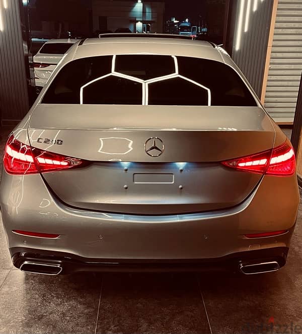 مرسيدس C200 موديل 2022 AMG زيرو لم ترخص مواصفات خاصة 1