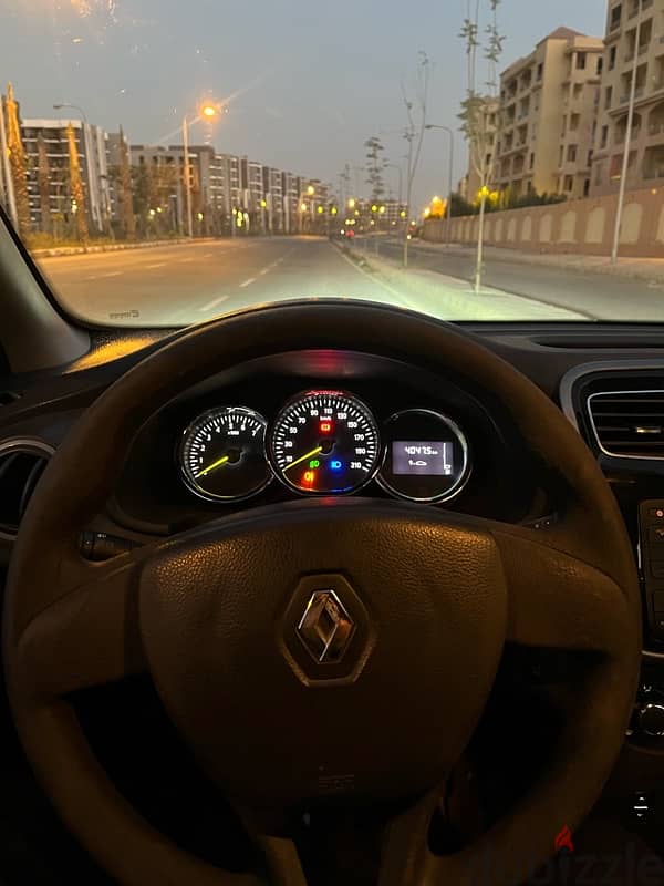 Renault Sandero 2017 4