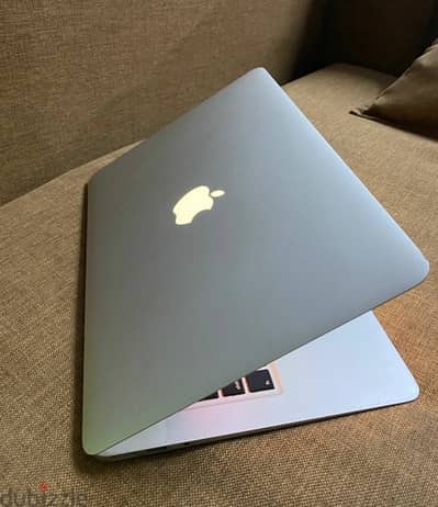 MacBook