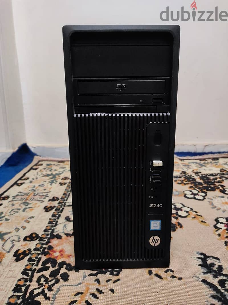 Hp Z240 بحاله الزيروووو 0