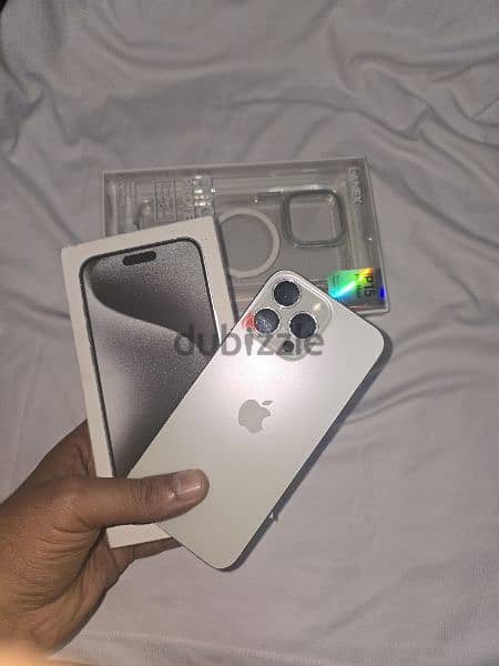 iPhone 15 Pro Max white  احسن سعر ف اسكندريه 0