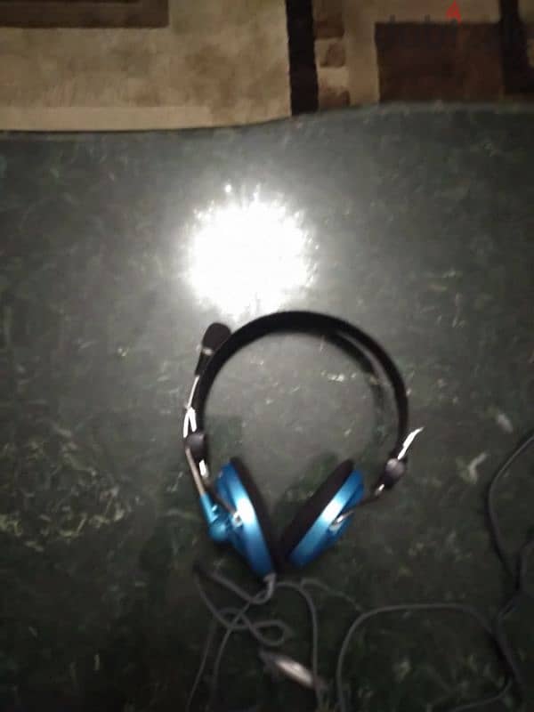 سماعة  Sony MDR -470M. V 8