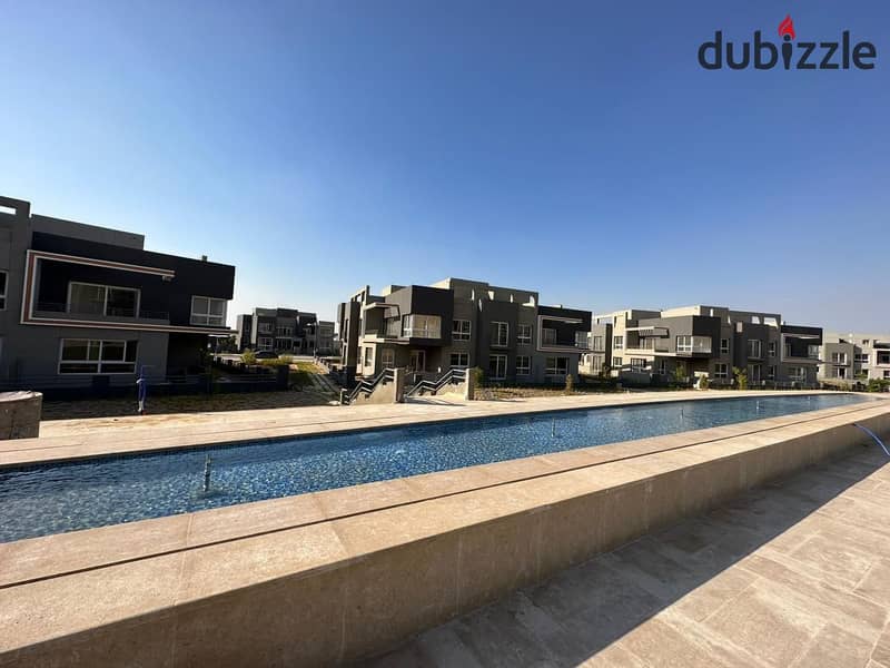 **Penthouse Fully Finished with Easy Installments in the Most Strategic Location in Kayan Compound 12