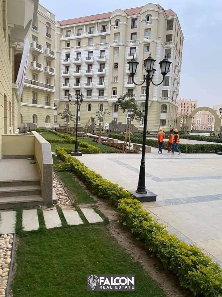 شقه للبيع بفيو علي النهر الاخضر في كمبوند جاردن سيتي garden city بالعاصمه الاداريه بالتقسيط حتي 12 سنه 10