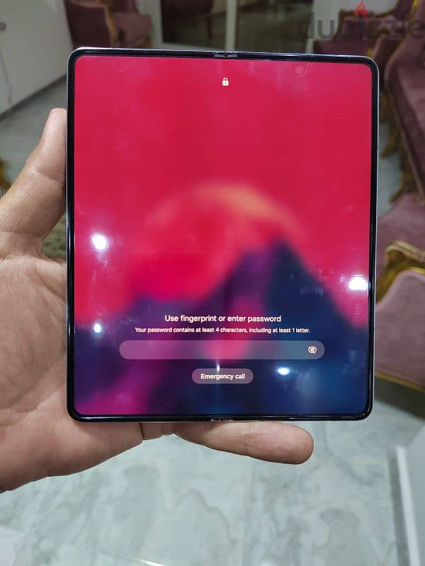 Samsung z fold 5 as new لسه بالضمان سنه 5