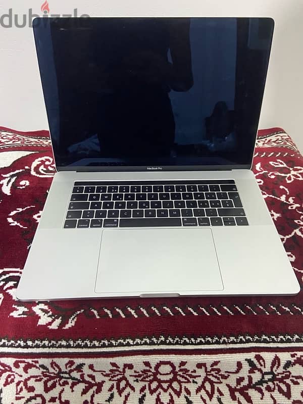 MacBook Pro 2018 Core I9 15 inches 1 Tb 5