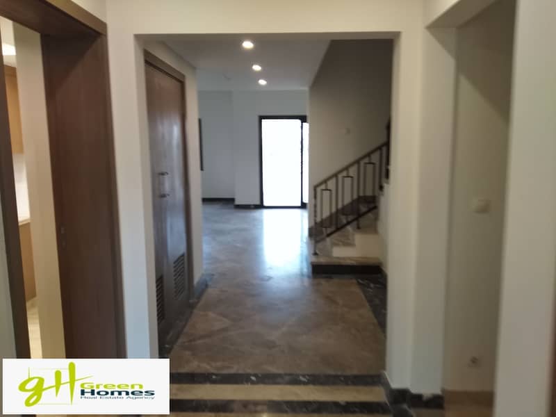 Villa for sale in Uptown Cairo, area 312 m fully finished, with direct golf view 4