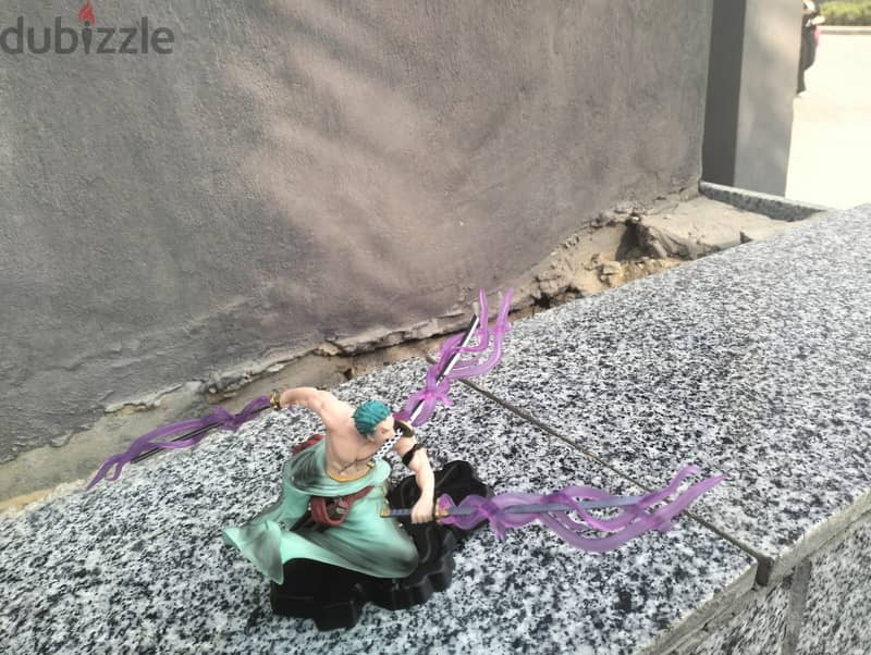 zoro figure 1