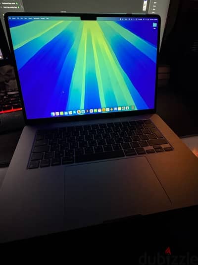 Macbook air m2 15.6 Inch