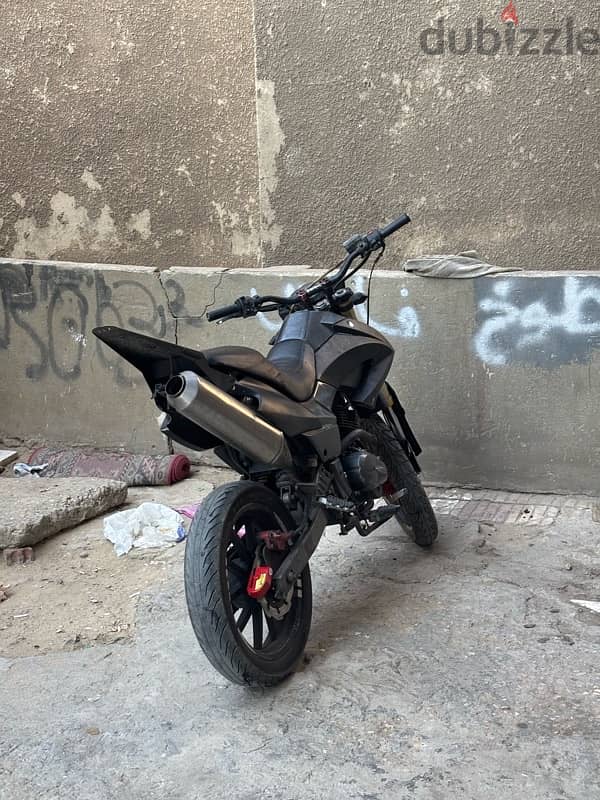 موتوسيكل بنيلي 200cc vlx 7