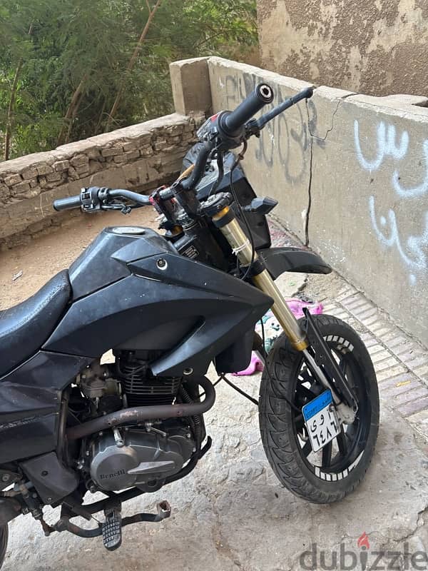 موتوسيكل بنيلي 200cc vlx 8