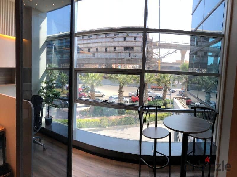 Office for rent at top 90 Mall 250SQM Fully Furnished 19