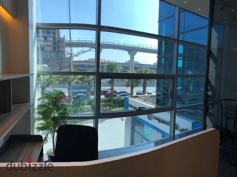 Office for rent at top 90 Mall 250SQM Fully Furnished 23