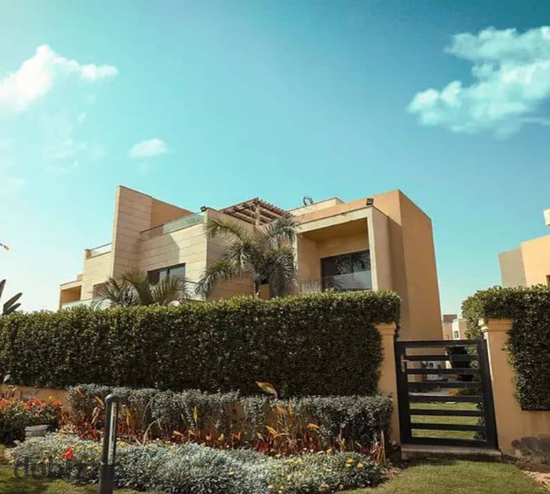 A townhouse for sale next to Palm Parks in the heart of Sheikh Zayed, Goya Compound in the Eastern Expansions, with installment payment options. 3