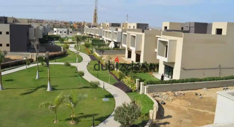 A townhouse for sale next to Palm Parks in the heart of Sheikh Zayed, Goya Compound in the Eastern Expansions, with installment payment options. 5